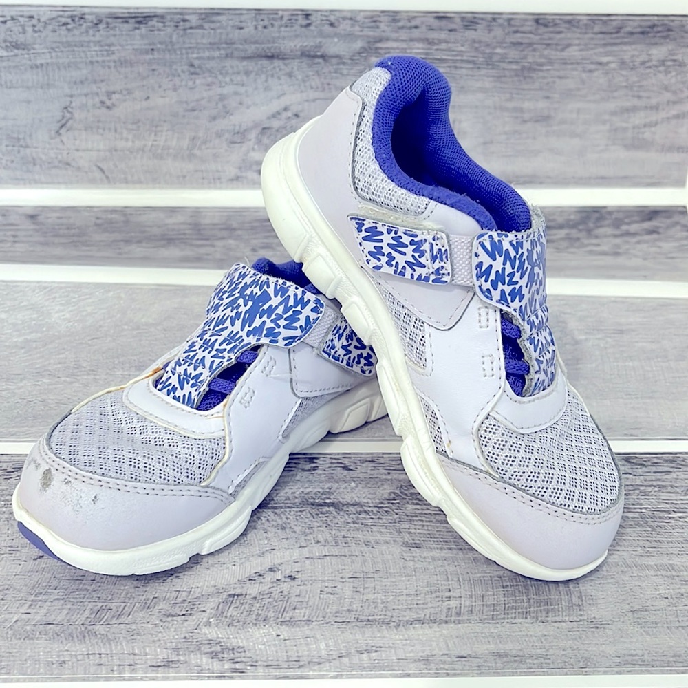 Under Armour shoe size 09